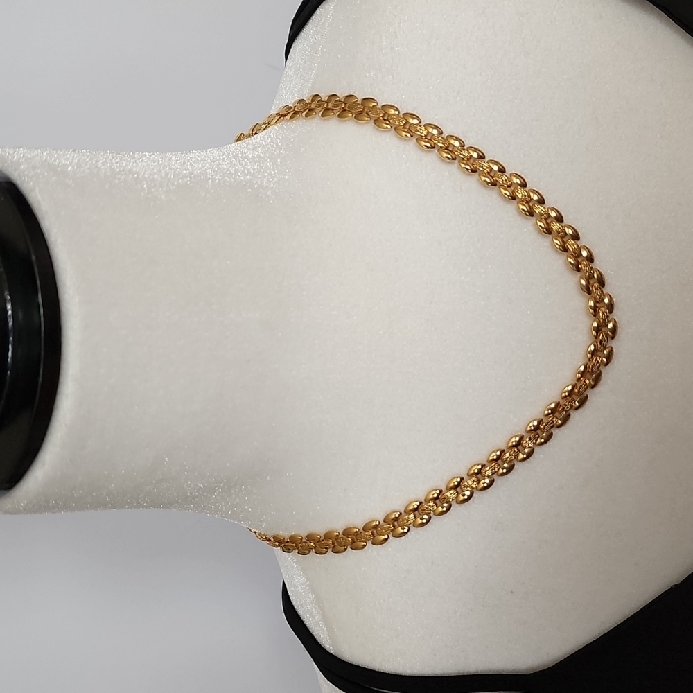Gold Tone Chain Necklace